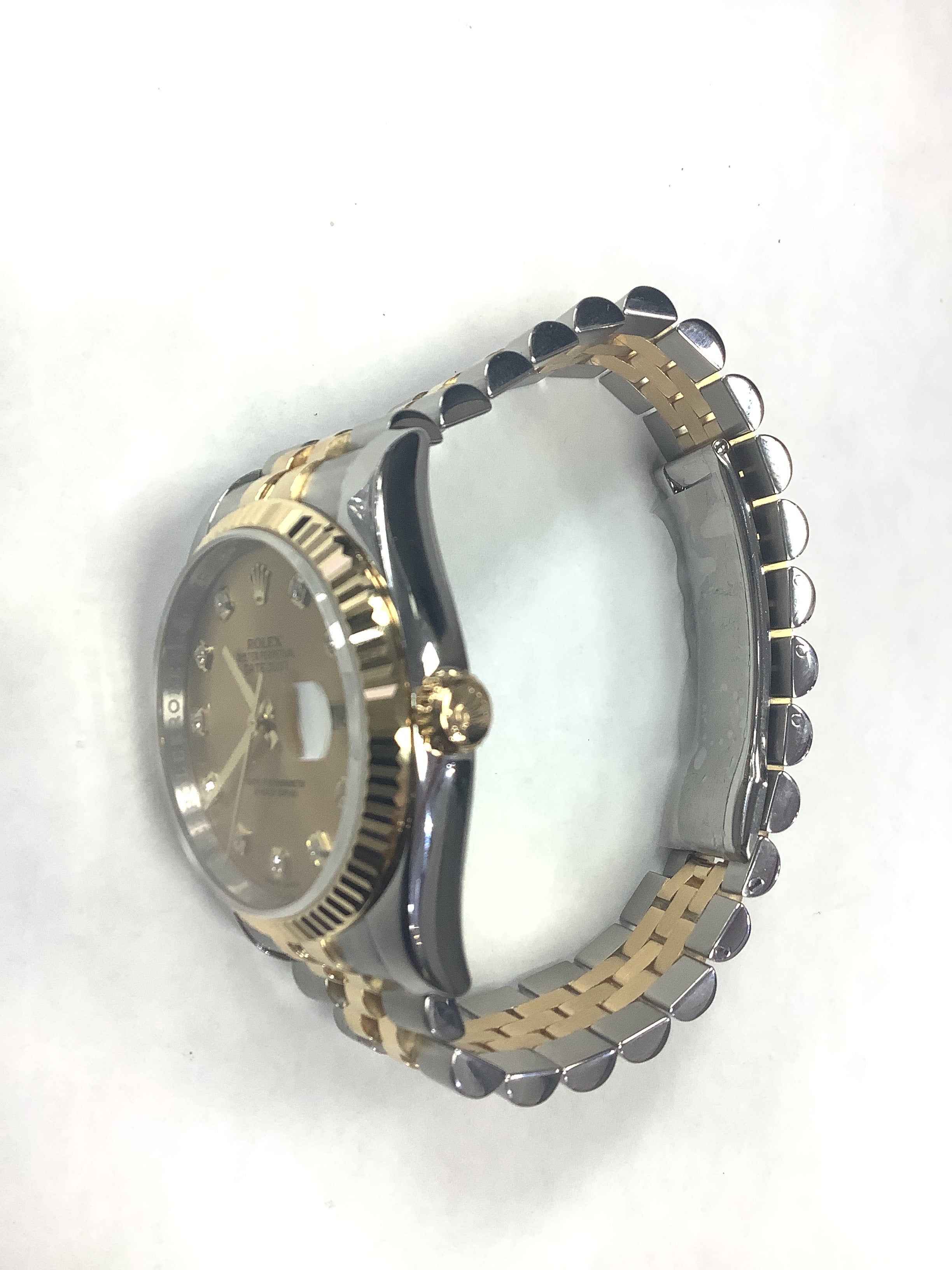 buckle_opened